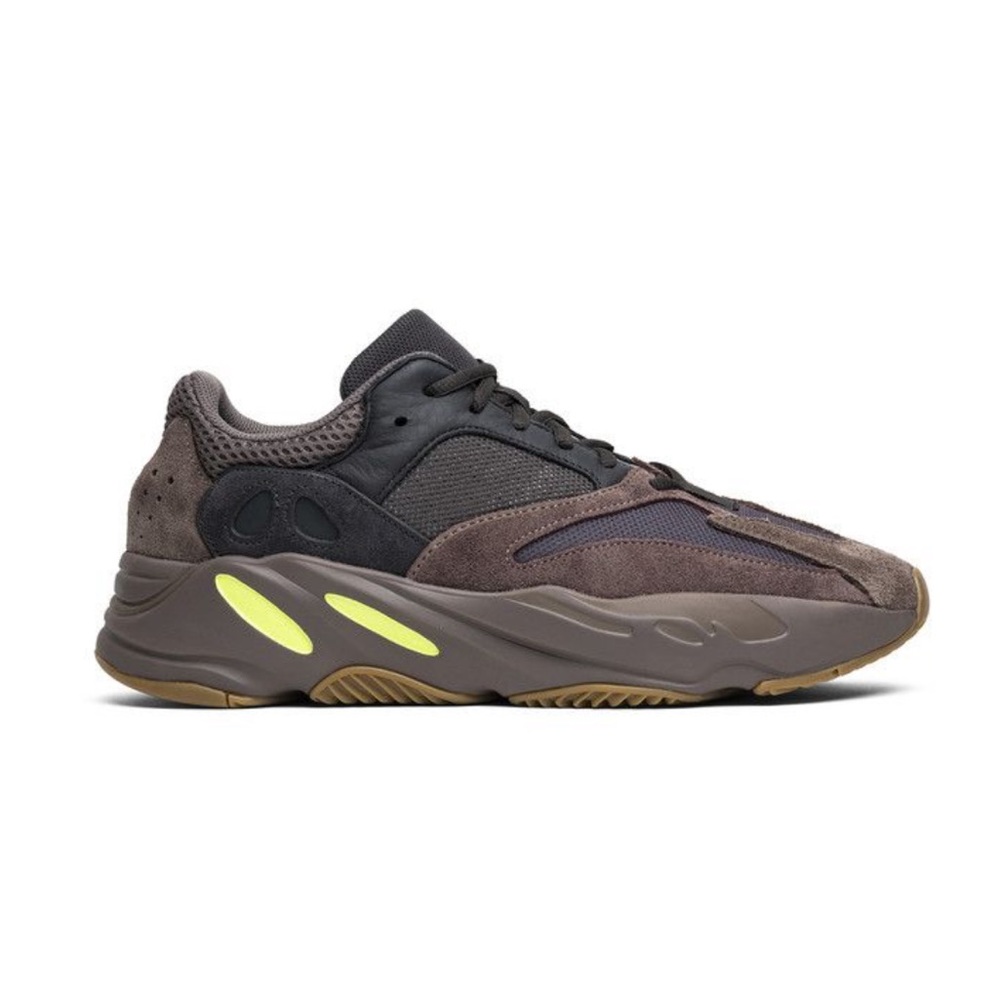 YEEZY BOOST 700 MAUVE M8
